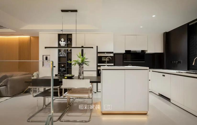 1681201119126564.jpg 杭州排屋装修一楼餐厨区设计.jpg