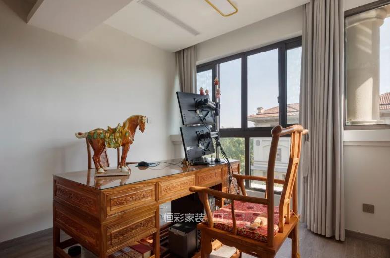 1681889963205232.jpg 杭州排屋装修之书房设计.jpg